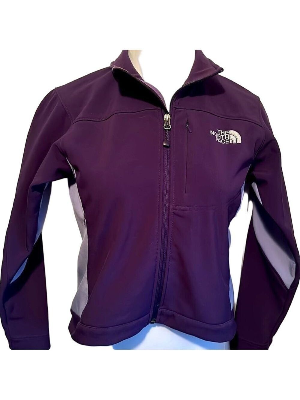 North Face Jacket - Picture 2 of 12